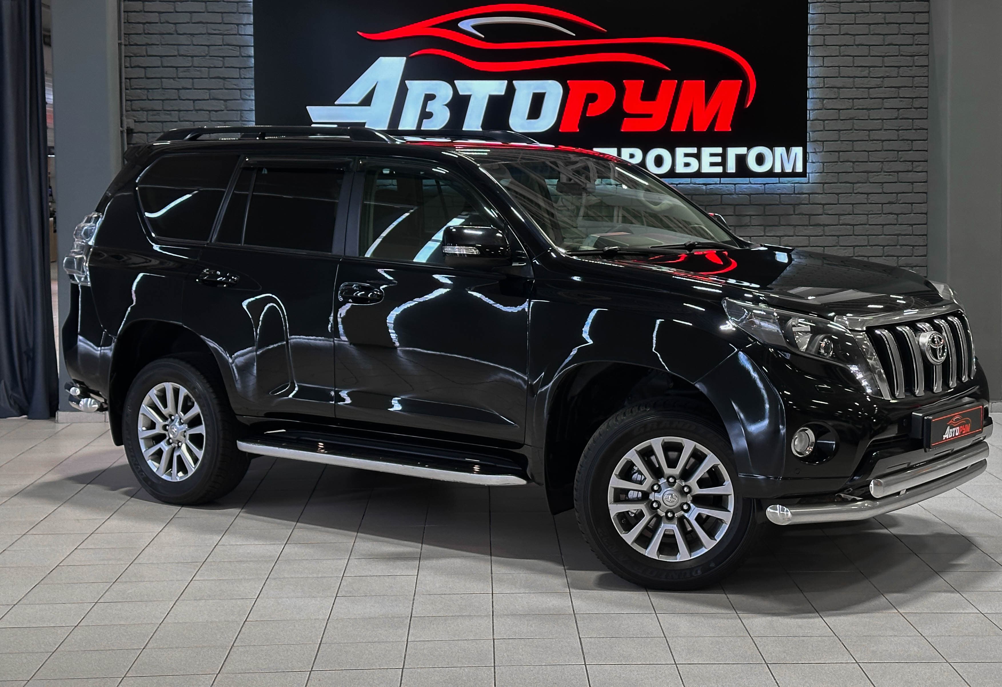 Toyota Land Cruiser Prado - 1